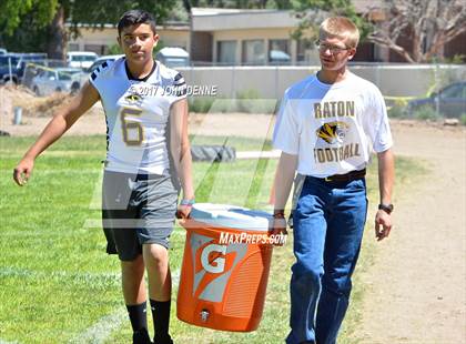 Thumbnail 3 in Raton @ McCurdy photogallery.
