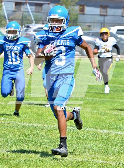 Thumbnail 3 in Raton @ McCurdy photogallery.