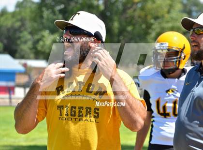 Thumbnail 2 in Raton @ McCurdy photogallery.
