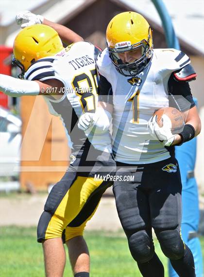 Thumbnail 2 in Raton @ McCurdy photogallery.