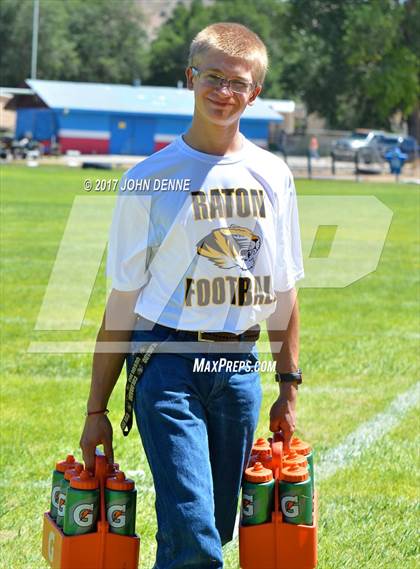 Thumbnail 1 in Raton @ McCurdy photogallery.