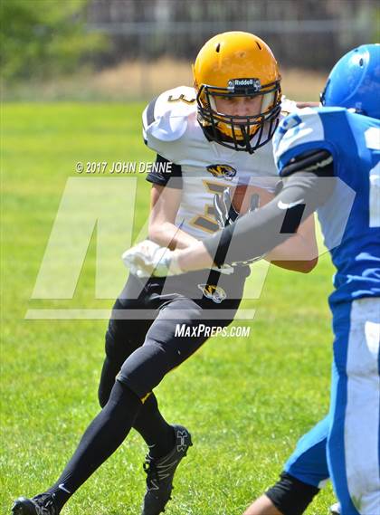 Thumbnail 3 in Raton @ McCurdy photogallery.