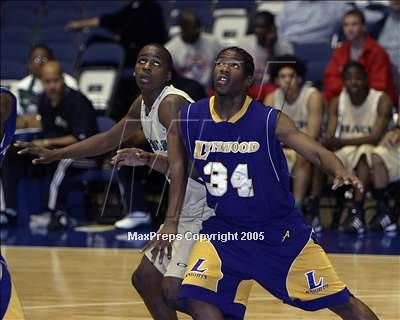 Thumbnail 2 in Lynwood vs.  Poly Long Beach(Nike Extravaganza) photogallery.