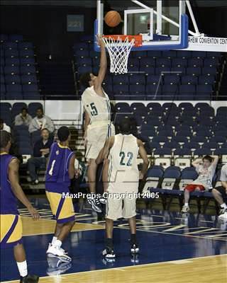Thumbnail 3 in Lynwood vs.  Poly Long Beach(Nike Extravaganza) photogallery.
