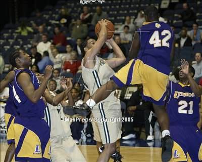 Thumbnail 3 in Lynwood vs.  Poly Long Beach(Nike Extravaganza) photogallery.