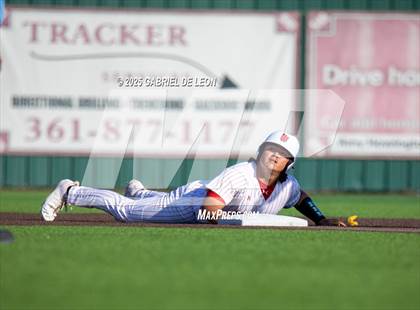 Thumbnail 3 in Victoria West vs Sinton (Calallen Tournament) photogallery.
