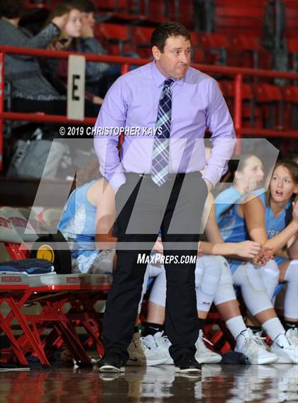 Thumbnail 1 in Pinckneyville vs. Sesser-Valier/Waltonville (West Frankfort Mid-Winter Classic) photogallery.