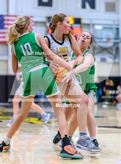 Thumbnail 3 in Salem vs Valley Springs (3A-2 District tournament) photogallery.