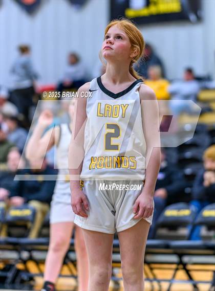 Thumbnail 1 in Salem vs Valley Springs (3A-2 District tournament) photogallery.