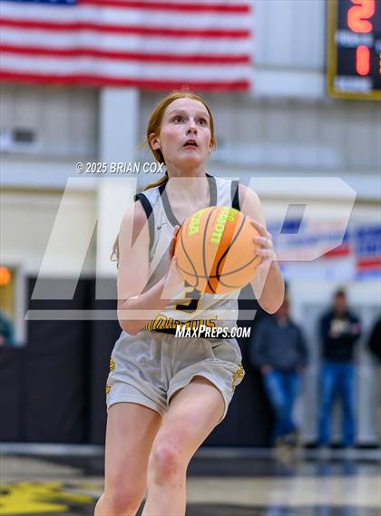 Thumbnail 1 in Salem vs Valley Springs (3A-2 District tournament) photogallery.