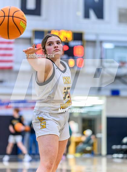 Thumbnail 2 in Salem vs Valley Springs (3A-2 District tournament) photogallery.