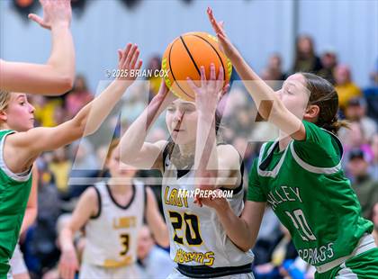Thumbnail 2 in Salem vs Valley Springs (3A-2 District tournament) photogallery.
