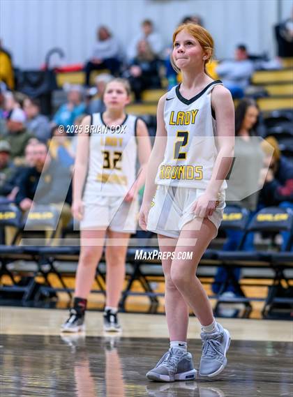 Thumbnail 3 in Salem vs Valley Springs (3A-2 District tournament) photogallery.