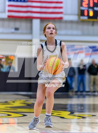 Thumbnail 3 in Salem vs Valley Springs (3A-2 District tournament) photogallery.