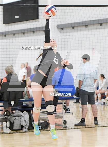 Thumbnail 3 in South Anchorage vs Eagle (Nike TOC Southwest) photogallery.