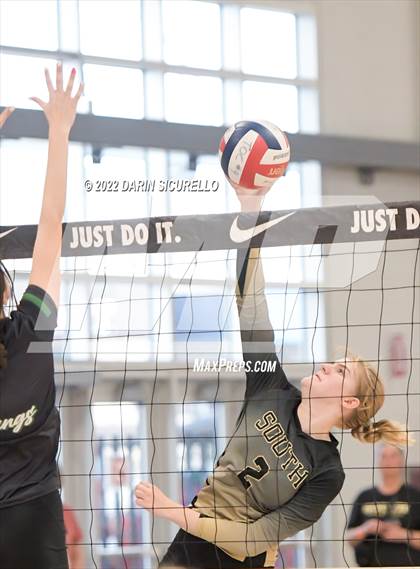 Thumbnail 1 in South Anchorage vs Eagle (Nike TOC Southwest) photogallery.