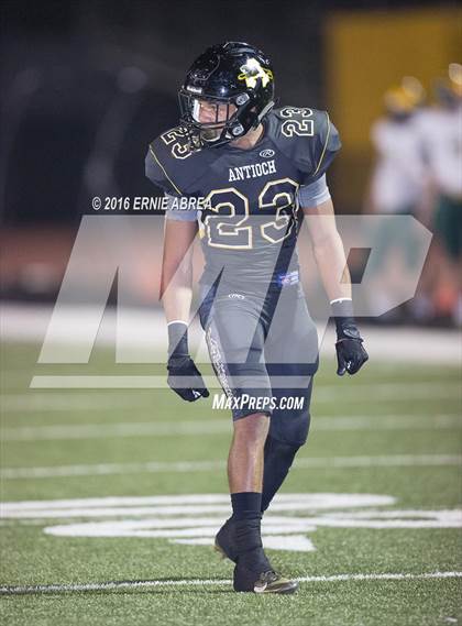 Thumbnail 2 in San Ramon Valley vs Antioch (CIF NCS D1 Playoffs) photogallery.