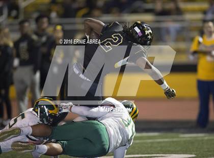 Thumbnail 1 in San Ramon Valley vs Antioch (CIF NCS D1 Playoffs) photogallery.