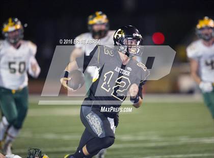 Thumbnail 3 in San Ramon Valley vs Antioch (CIF NCS D1 Playoffs) photogallery.