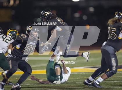 Thumbnail 3 in San Ramon Valley vs Antioch (CIF NCS D1 Playoffs) photogallery.