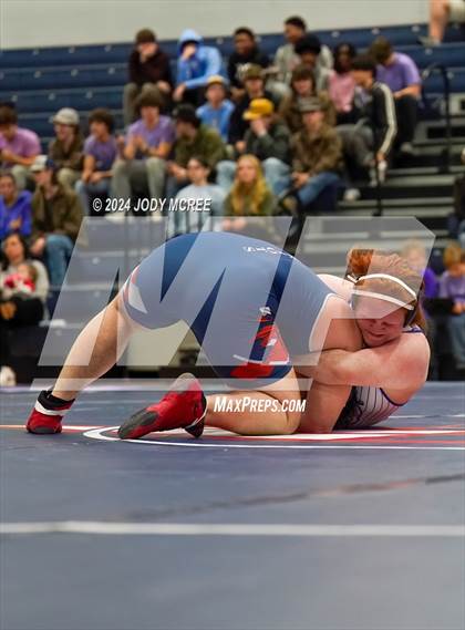 Thumbnail 3 in North Pontotoc vs Lewisburg photogallery.