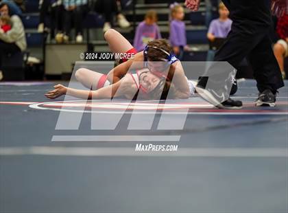 Thumbnail 3 in North Pontotoc vs Lewisburg photogallery.