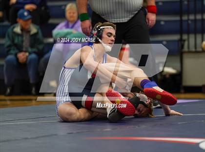 Thumbnail 3 in North Pontotoc vs Lewisburg photogallery.