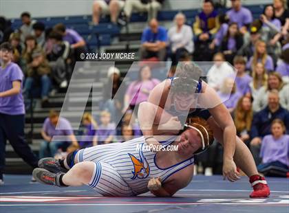 Thumbnail 3 in North Pontotoc vs Lewisburg photogallery.
