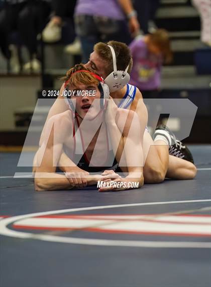 Thumbnail 2 in North Pontotoc vs Lewisburg photogallery.