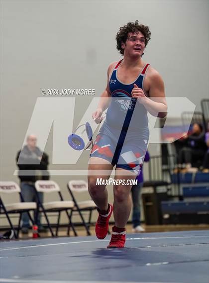 Thumbnail 2 in North Pontotoc vs Lewisburg photogallery.