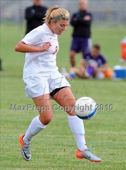 Thumbnail 3 in Ephrata vs Conestoga Valley (AAA District 3 Playoffs) photogallery.