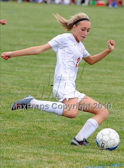 Thumbnail 1 in Ephrata vs Conestoga Valley (AAA District 3 Playoffs) photogallery.