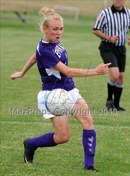Thumbnail 2 in Ephrata vs Conestoga Valley (AAA District 3 Playoffs) photogallery.
