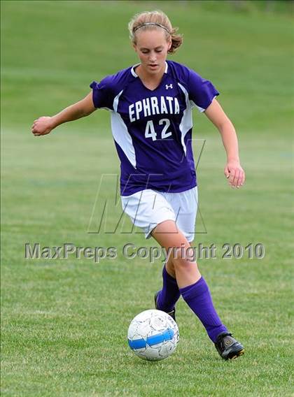 Thumbnail 3 in Ephrata vs Conestoga Valley (AAA District 3 Playoffs) photogallery.