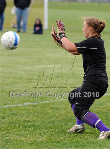 Thumbnail 2 in Ephrata vs Conestoga Valley (AAA District 3 Playoffs) photogallery.