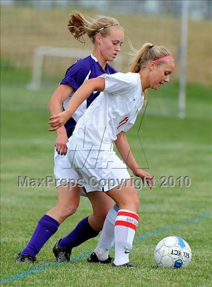 Thumbnail 2 in Ephrata vs Conestoga Valley (AAA District 3 Playoffs) photogallery.