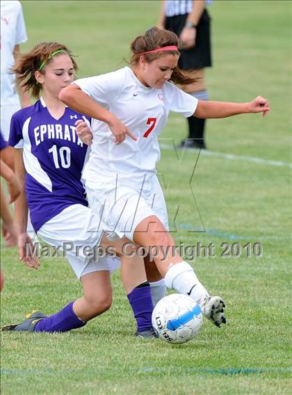 Thumbnail 2 in Ephrata vs Conestoga Valley (AAA District 3 Playoffs) photogallery.
