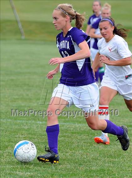 Thumbnail 2 in Ephrata vs Conestoga Valley (AAA District 3 Playoffs) photogallery.
