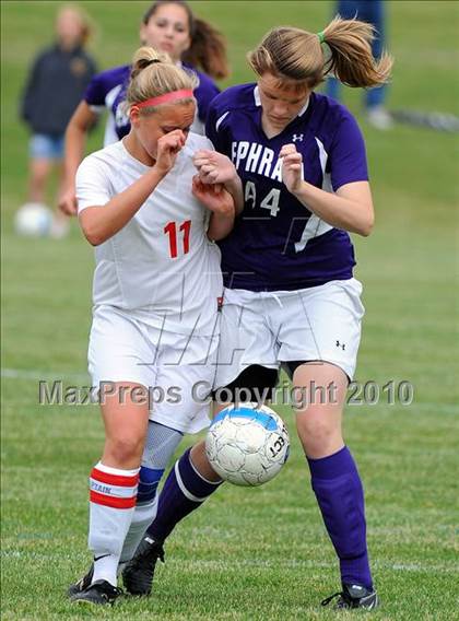 Thumbnail 2 in Ephrata vs Conestoga Valley (AAA District 3 Playoffs) photogallery.