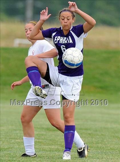 Thumbnail 3 in Ephrata vs Conestoga Valley (AAA District 3 Playoffs) photogallery.