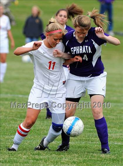 Thumbnail 3 in Ephrata vs Conestoga Valley (AAA District 3 Playoffs) photogallery.