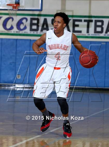 Thumbnail 3 in Diamond Ranch vs. Beverly Hills (MLK Showcase) photogallery.