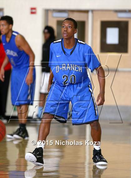 Thumbnail 2 in Diamond Ranch vs. Beverly Hills (MLK Showcase) photogallery.