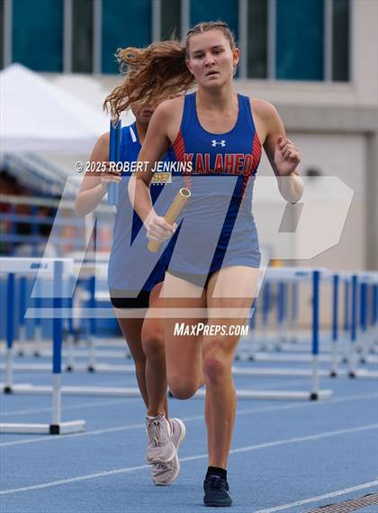 Thumbnail 3 in OIA Eastern Division Championship Finals photogallery.