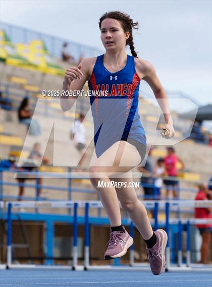 Thumbnail 1 in OIA Eastern Division Championship Finals photogallery.