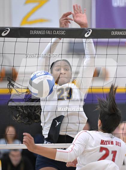 Thumbnail 2 in Prestonwood Christian vs. Mater Dei (Durango Fall Classic) photogallery.