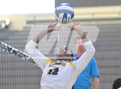 Thumbnail 2 in Prestonwood Christian vs. Mater Dei (Durango Fall Classic) photogallery.
