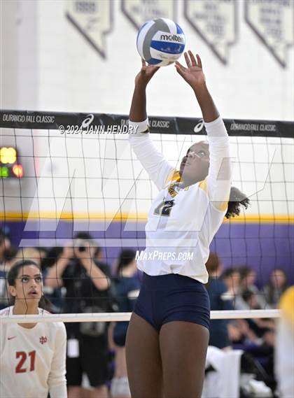 Thumbnail 1 in Prestonwood Christian vs. Mater Dei (Durango Fall Classic) photogallery.