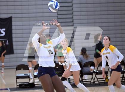 Thumbnail 3 in Prestonwood Christian vs. Mater Dei (Durango Fall Classic) photogallery.