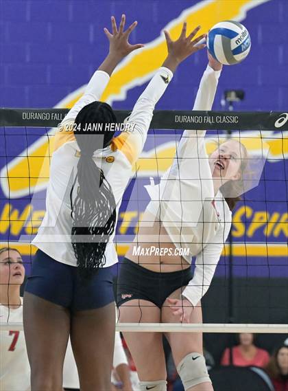 Thumbnail 3 in Prestonwood Christian vs. Mater Dei (Durango Fall Classic) photogallery.